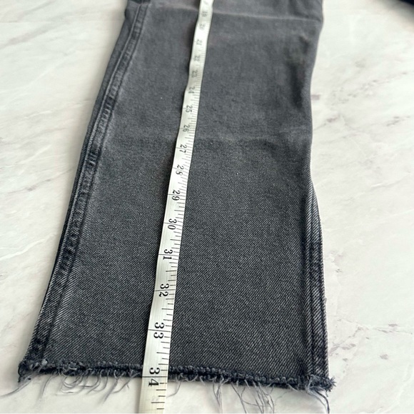 Hollister Ultra High-Rise Mom Jean Size 1 Short - Picture 13 of 16